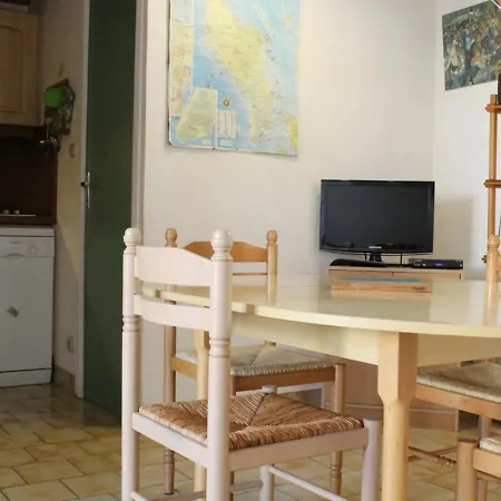 Maison Saint-georges-d'oleron, 3 Pieces, 4 Personnes - Fr-1-246a-28 Chaucre
