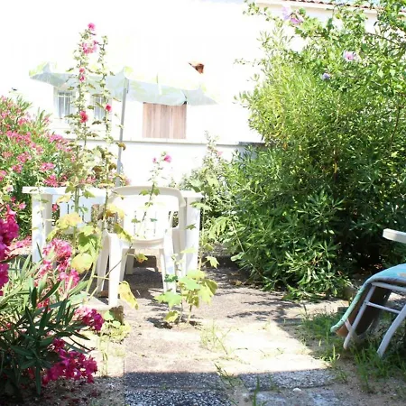 Дом отдыха Maison Saint-georges-d'oleron, 3 Pieces, 4 Personnes - Fr-1-246a-28 Chaucre